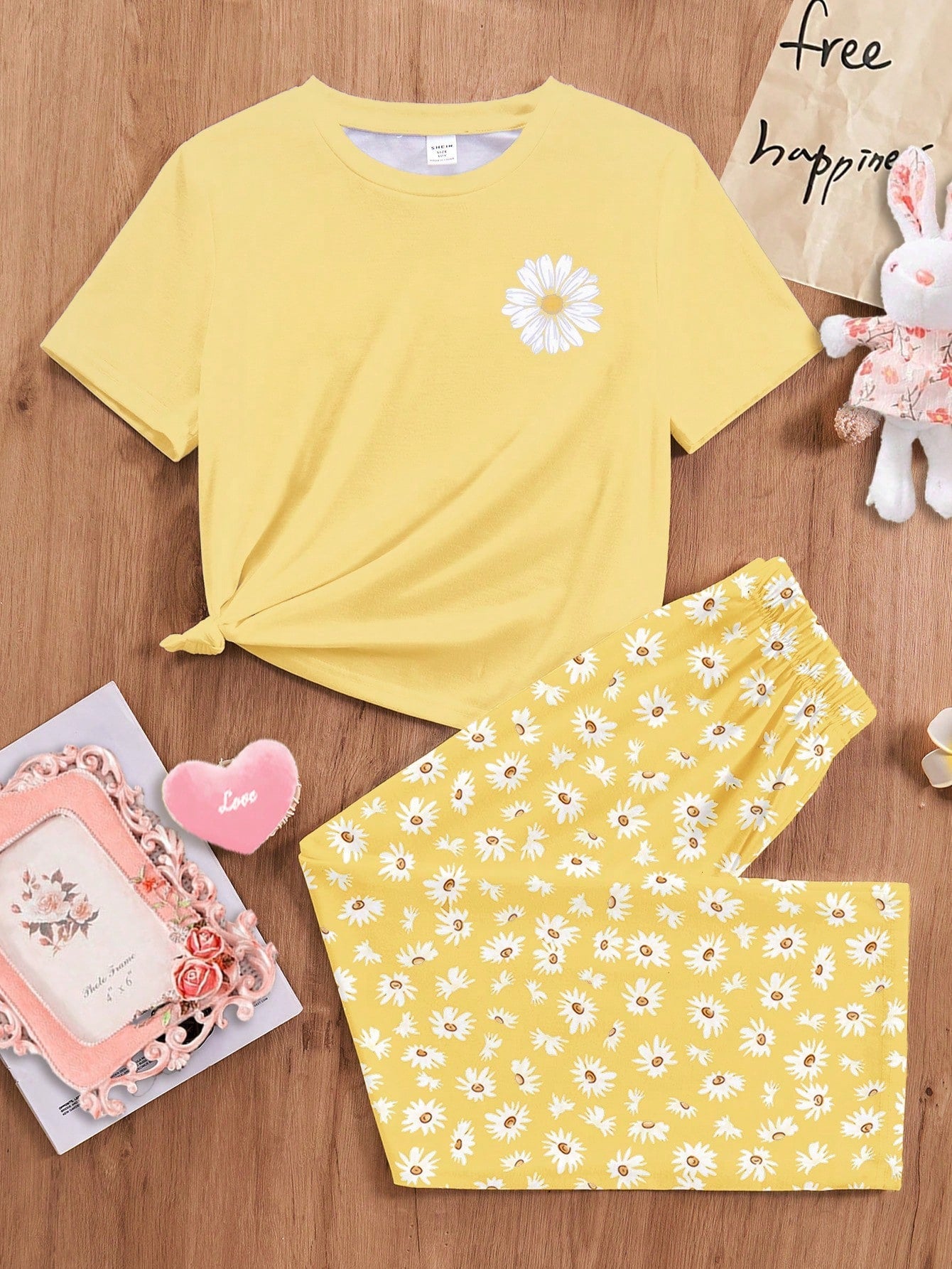 Sunflower Printed Half Sleeve Night Suit (7-14 Years)